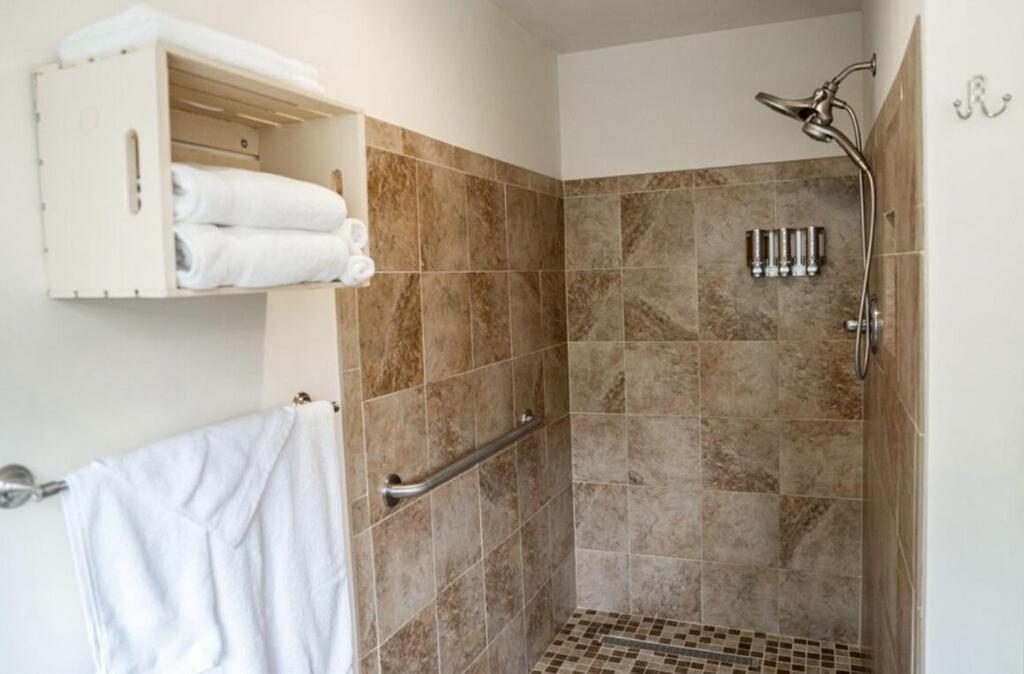 Mockingbird Mountain Spa And Retreat Luray Esterno foto