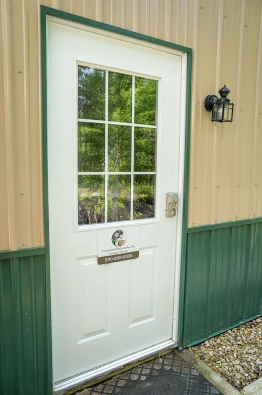 Mockingbird Mountain Spa And Retreat Luray Esterno foto